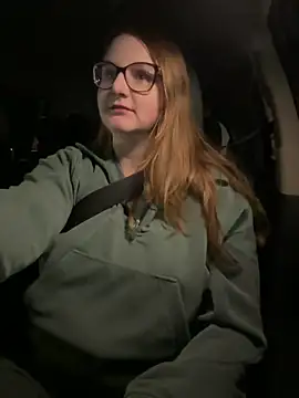 GingerSnap33 online show from 23, 1, 2025