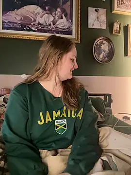 GingerSnap33 online show from 9, 2, 2025