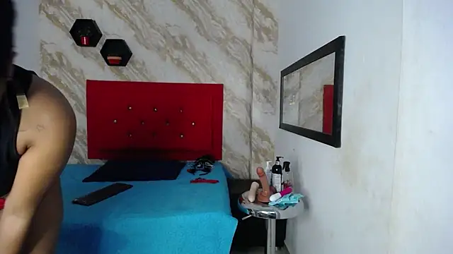 Snapshot of issa__love chatting on 20, 12, 2025 issa love online show from 20, 12, 2025
