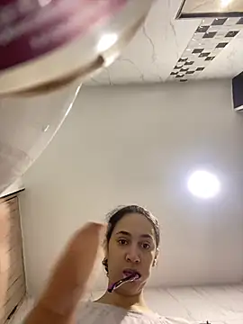 Snapshot of thaliacollins chatting on 17, 1, 2026 thaliacollins online show from 17, 1, 2026