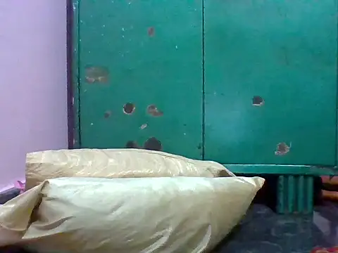 Snapshot of SahilBBC-0 chatting on 24, 11, 2025 SahilBBC-0 online show from 24, 11, 2025