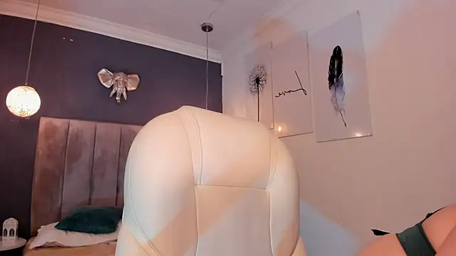 Snapshot of Maaiitee chatting on 1, 12, 2024 Maaiitee online show from 1, 12, 2024