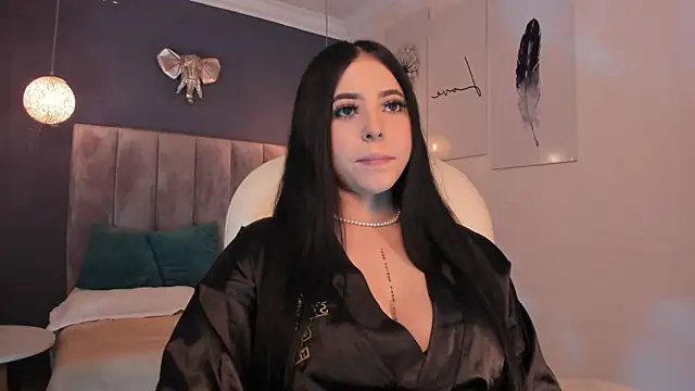 Snapshot of Maaiitee chatting on 4, 12, 2024 Maaiitee online show from 4, 12, 2024