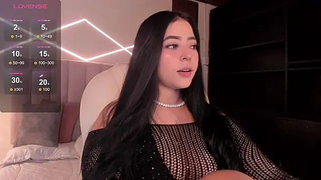 Snapshot of Maaiitee chatting on 4, 12, 2025 Maaiitee online show from 4, 12, 2025