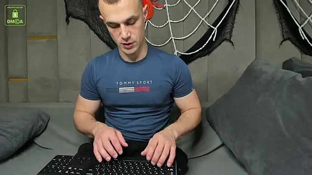 Snapshot of BrandonNorris chatting on 16, 10, 2025 BrandonNorris online show from 16, 10, 2025