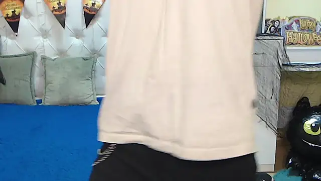 TinaRedly online show from 21, 10, 2025