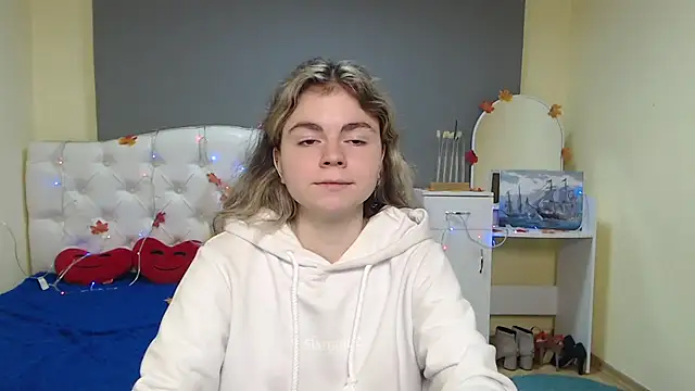 TinaRedly online show from 23, 11, 2025