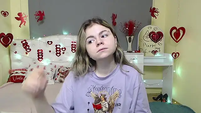 TinaRedly online show from 17, 2, 2026