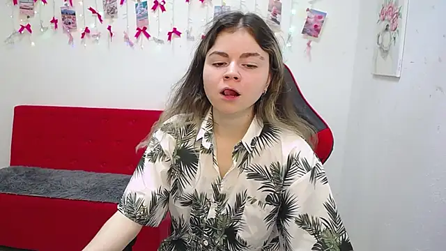 TinaRedly online show from 19, 5, 2026
