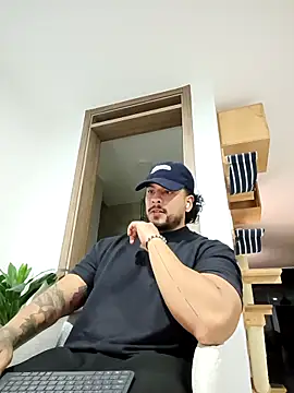 Snapshot of SilvaBranko chatting on 6, 2, 2026 SilvaBranko online show from 6, 2, 2026