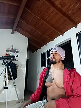 Snapshot of SilvaBranko chatting on 25, 2, 2026 SilvaBranko online show from 25, 2, 2026