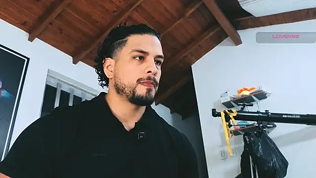 Snapshot of SilvaBranko chatting on 5, 4, 2026 SilvaBranko online show from 5, 4, 2026