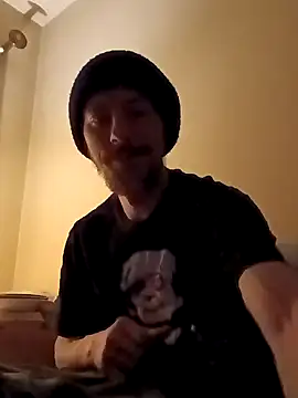 Snapshot of elmerfuddin87 chatting on 4, 1, 2025 elmerfuddin87 online show from 4, 1, 2025