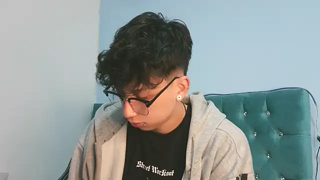 Snapshot of _Thomas_hot_ chatting on 14, 4, 2026 Thomas hot online show from 14, 4, 2026