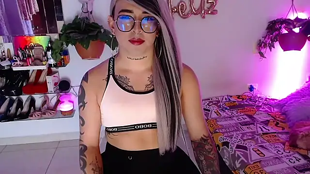 Laveneno ortiz07 online show from 18, 11, 2025