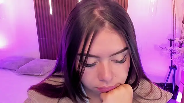ArianaBaker online show from 1, 6, 2026