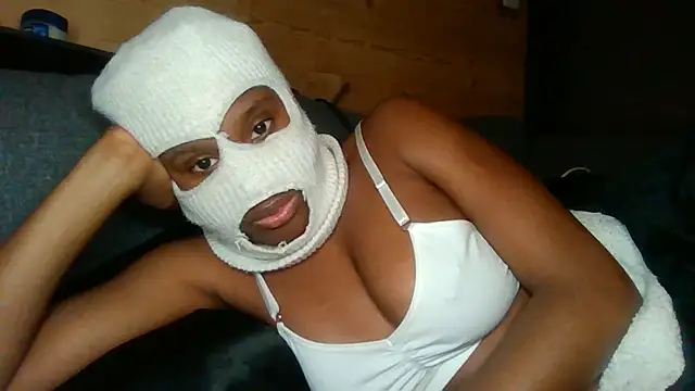 Snapshot of LabelleOnyx chatting on 22, 3, 2026 LabelleOnyx online show from 22, 3, 2026