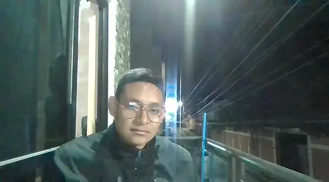 Snapshot of LEDRIX chatting on 12, 12, 2024 LEDRIX online show from 12, 12, 2024