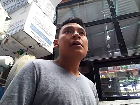 Snapshot of LEDRIX chatting on 11, 1, 2025 LEDRIX online show from 11, 1, 2025