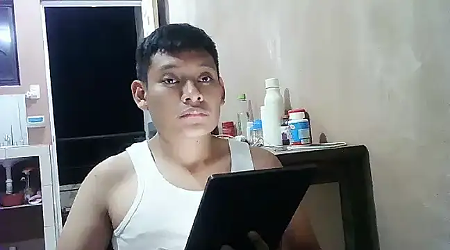 Snapshot of LEDRIX chatting on 28, 1, 2025 LEDRIX online show from 28, 1, 2025