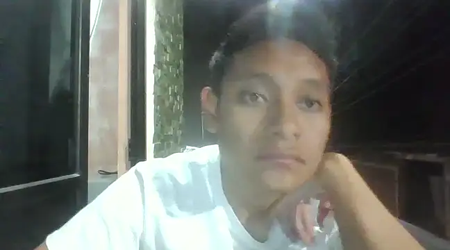 Snapshot of LEDRIX chatting on 6, 3, 2025 LEDRIX online show from 6, 3, 2025