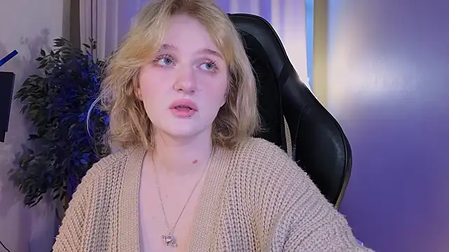 Snapshot of ELLIEJAY chatting on 7, 3, 2026 ELLIEJAY online show from 7, 3, 2026