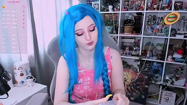 Snapshot of ohclementine chatting on 8, 4, 2026 ohclementine online show from 8, 4, 2026