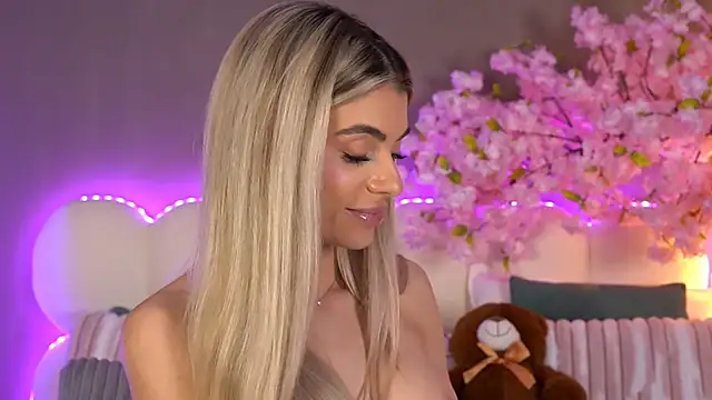 Snapshot of HaileyMadow chatting on 1, 4, 2026 HaileyMadow online show from 1, 4, 2026