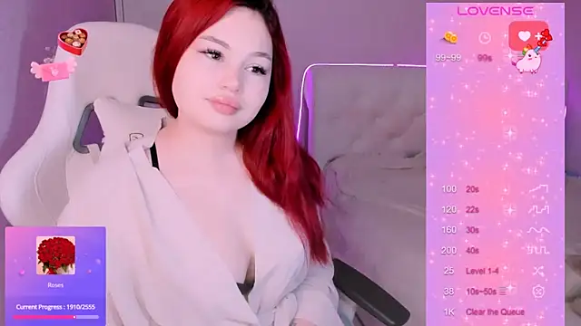 Snapshot of MissClarks chatting on 1, 2, 2025 MissClarks online show from 1, 2, 2025