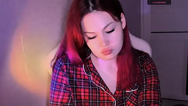 Snapshot of MissClarks chatting on 23, 4, 2026 MissClarks online show from 23, 4, 2026