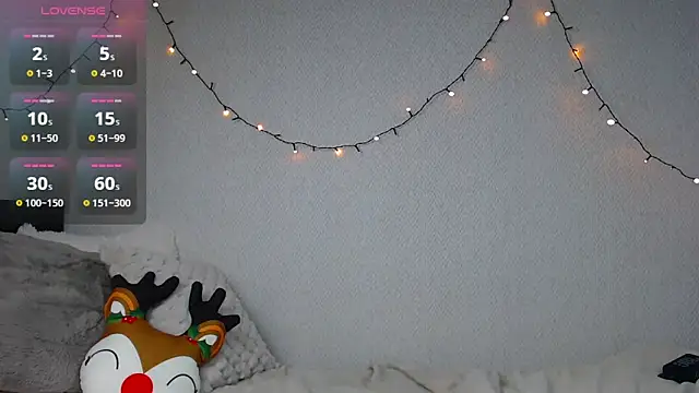 Nicole blonde0 online show from 9, 12, 2024