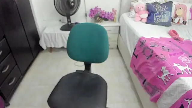 Ammy Queen online show from 1, 2, 2025