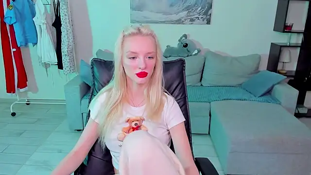 AleksaBlonde online show from 16, 1, 2025