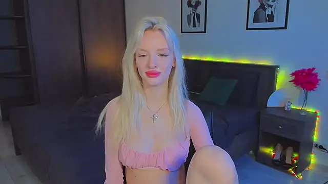 AleksaBlonde online show from 25, 1, 2025