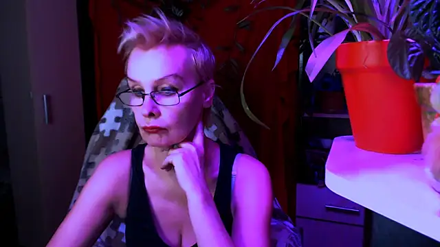 Snapshot of HelgaHimmell chatting on 26, 3, 2026 HelgaHimmell online show from 26, 3, 2026