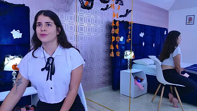 LexaDeRusso online show from 1, 11, 2025