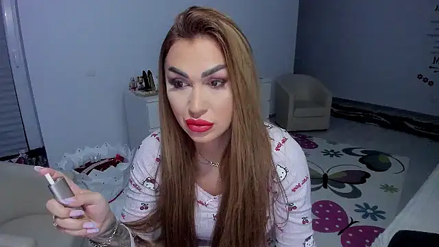 Snapshot of GlossyDiamondX chatting on 17, 2, 2025 GlossyDiamondX online show from 17, 2, 2025