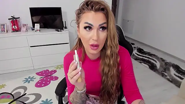 Snapshot of GlossyDiamondX chatting on 19, 3, 2025 GlossyDiamondX online show from 19, 3, 2025