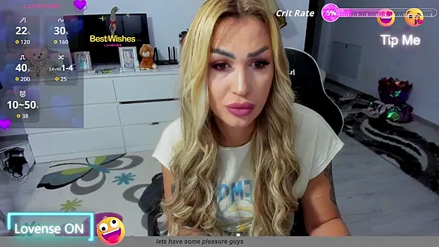 Snapshot of GlossyDiamondX chatting on 27, 9, 2025 GlossyDiamondX online show from 27, 9, 2025