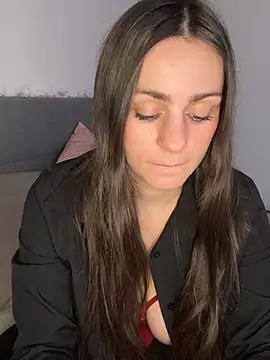 Loella-Rose online show from 10, 12, 2024