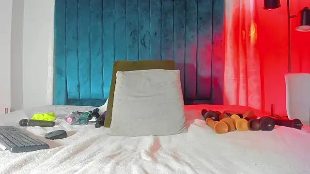 blondehorny69 online show from 24, 11, 2025