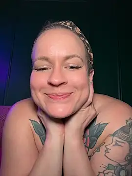 Snapshot of quinnmariexo chatting on 1, 6, 2026 quinnmariexo online show from 1, 6, 2026