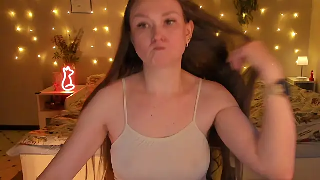 desperatehousewife   online show from 5, 6, 2026