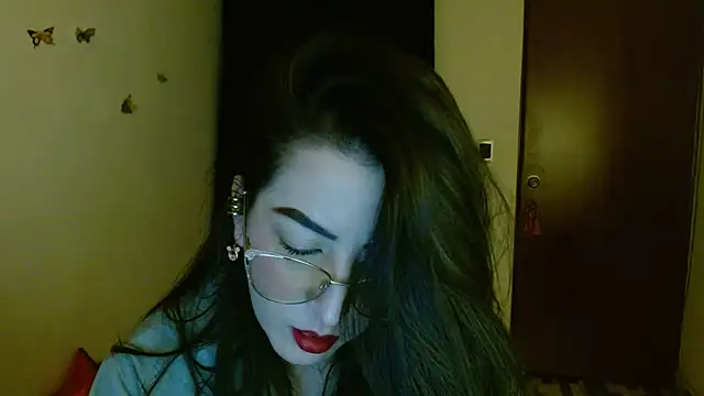 Snapshot of ella_peck chatting on 1, 7, 2026 ella peck online show from 1, 7, 2026