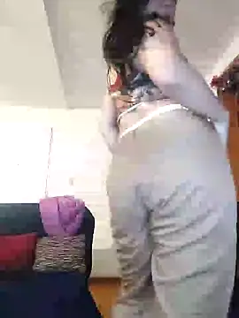 Sophie-hatter online show from 2, 1, 2025