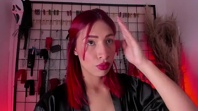 charrlotte quinn online show from 29, 10, 2025