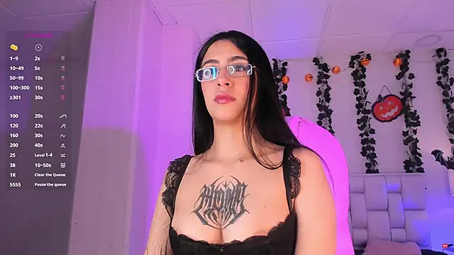 Snapshot of keily_gh1 chatting on 17, 10, 2025 keily gh1 online show from 17, 10, 2025