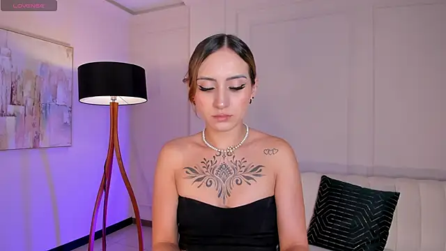 MollySundersX online show from 8, 3, 2025