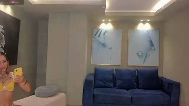 MollySundersX online show from 11, 9, 2025