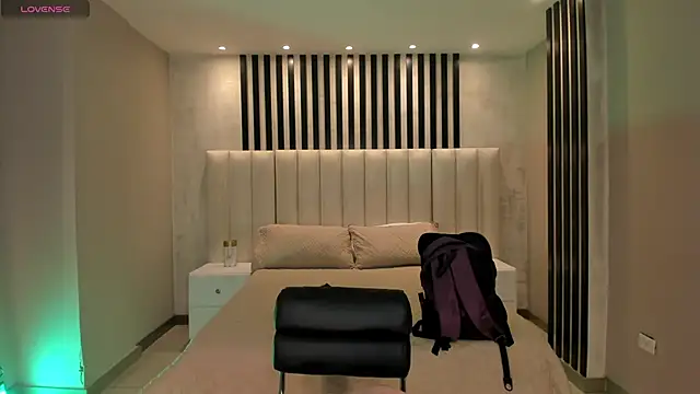 MollySundersX online show from 15, 3, 2026